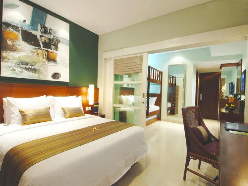 Bali Dynasty Resort Kuta  Exterior photo